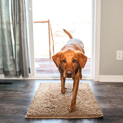 🐾 No more dirty paw prints in the house! 🏡✨ | The ultimate mat for clean paws! 🚀🐶